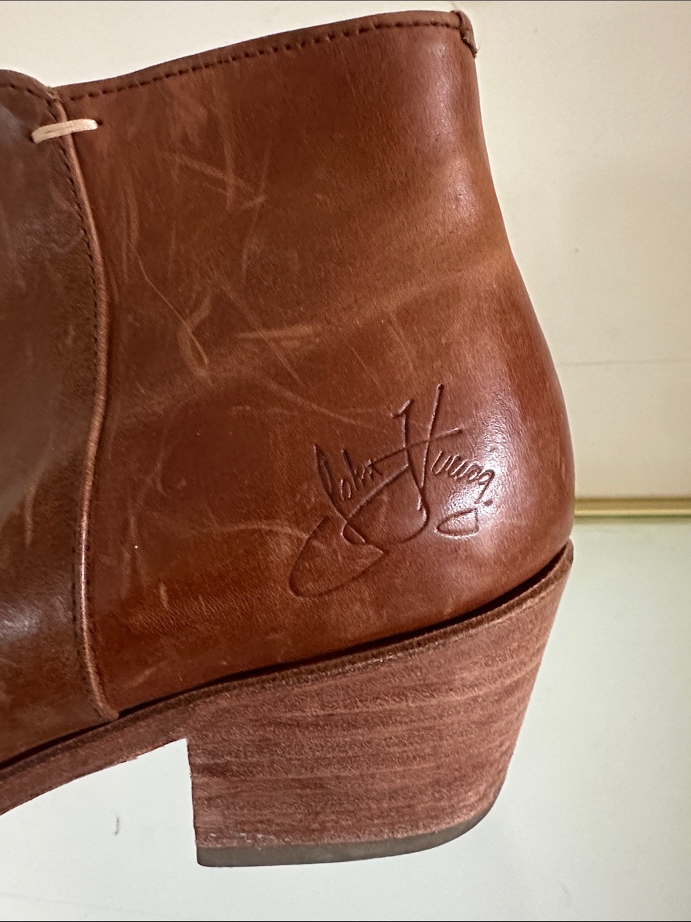 John Fluevog Women’s Tan Leather Ankle Booties with Side Zip - Picture 3 of 4